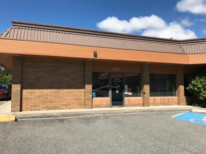 Exterior shot of Sechelt Health Unit on a sunny day.