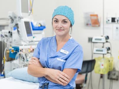 Nurse in operating room 