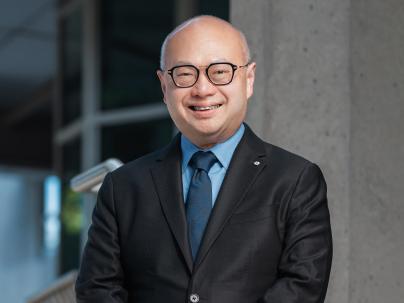 Portrait of Dr. Roger Wong